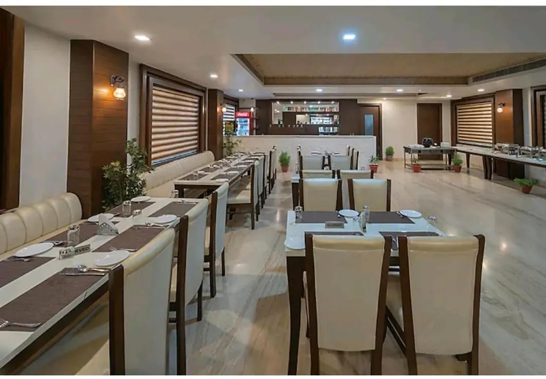 Hotel Agra Grande By Goyal Hoteliers 3*, Agra (Uttar Pradesh) India