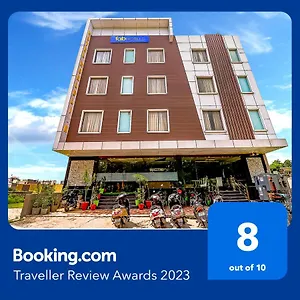 Hotel Fabhotel World Link